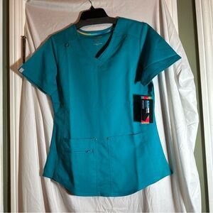 NWT Womens S Solid Aqua Marine Blue Scrub Top V Neck Premium Ultimate Scrubstar